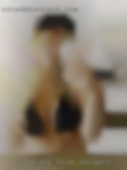 Fun Texas swingers and love to have fun.