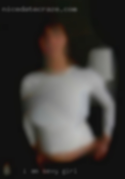 I am sexy girl looking for that special someone.